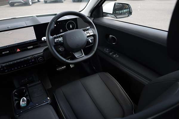 2025 Hyundai IONIQ 5 DYNAMIQ NE.V5
