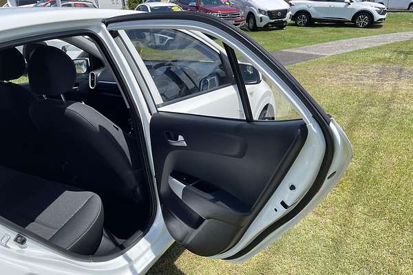 2022 Kia Picanto S JA
