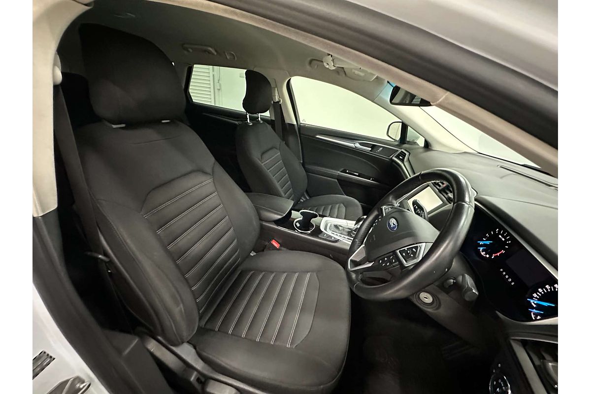 2015 Ford Mondeo Ambiente MD