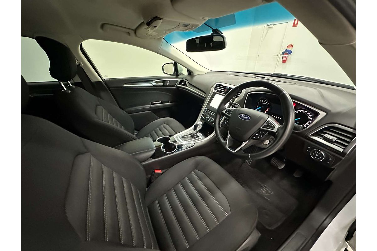 2015 Ford Mondeo Ambiente MD