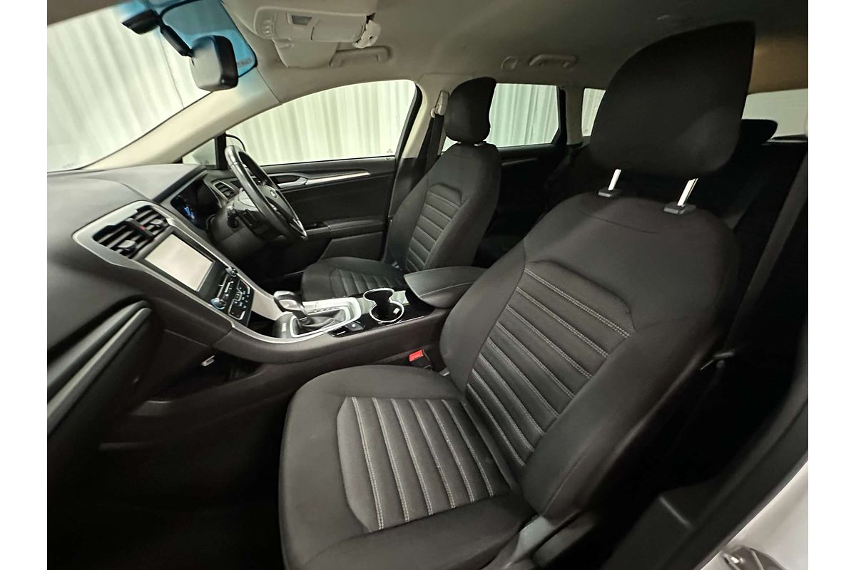 2015 Ford Mondeo Ambiente MD