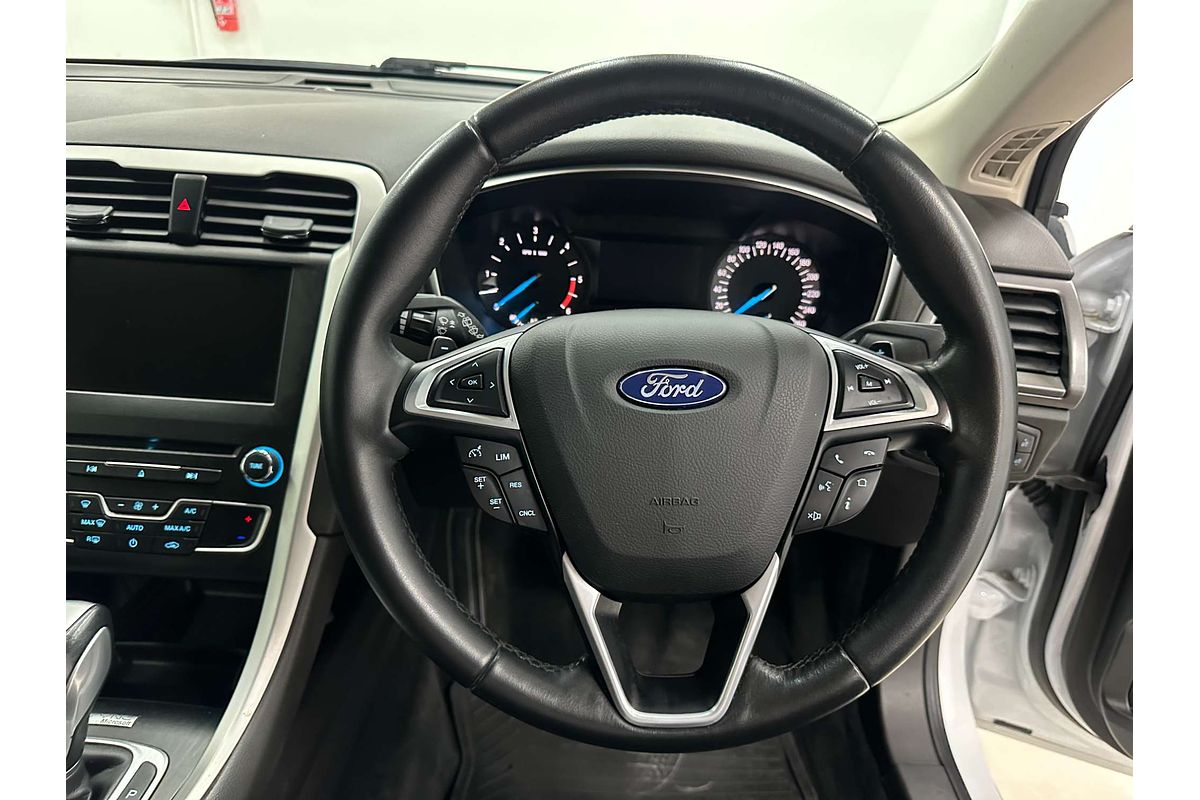 2015 Ford Mondeo Ambiente MD