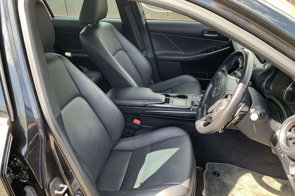 2021 Lexus IS IS300 Luxury ASE30R