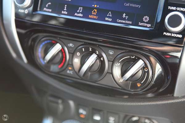 2022 Nissan Navara ST D23 4X4