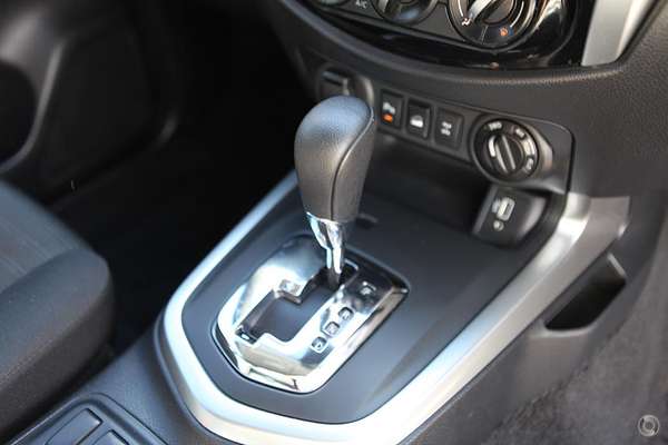 2022 Nissan Navara ST D23 4X4