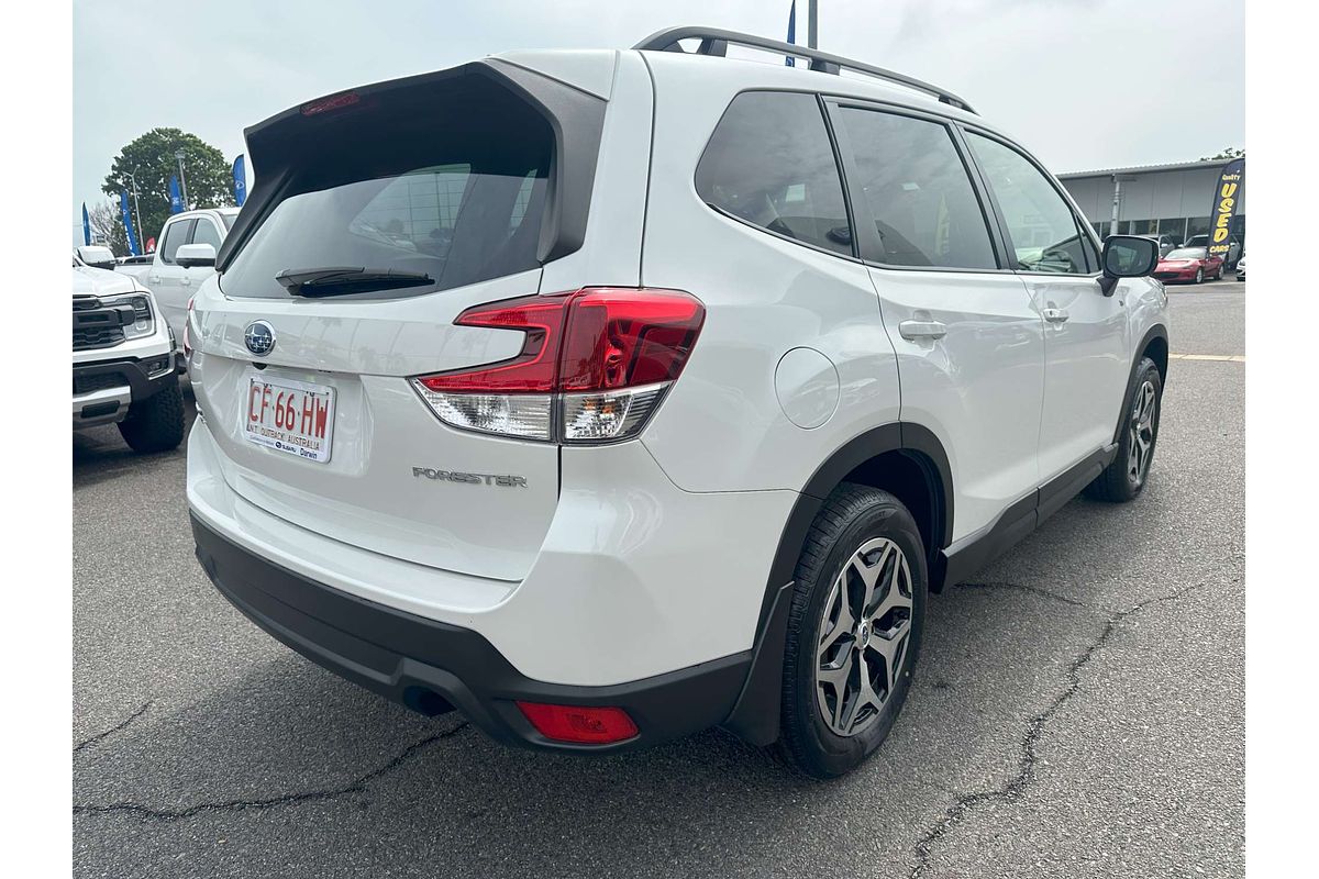 2023 Subaru Forester 2.5i 50 Years Edition S5