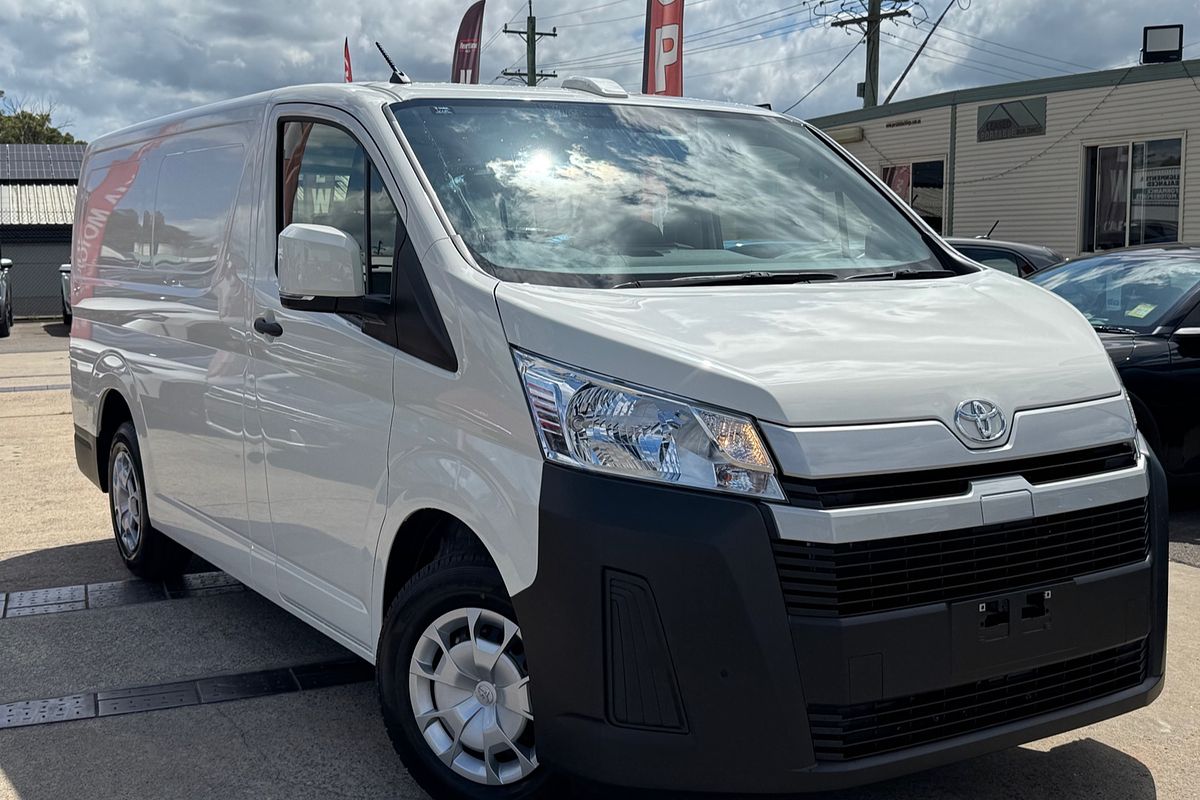2024 Toyota Hiace GDH300R LWB