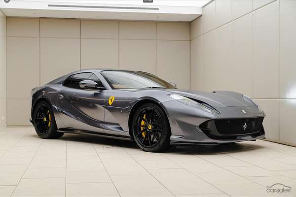 2021 Ferrari 812 GTS F152M