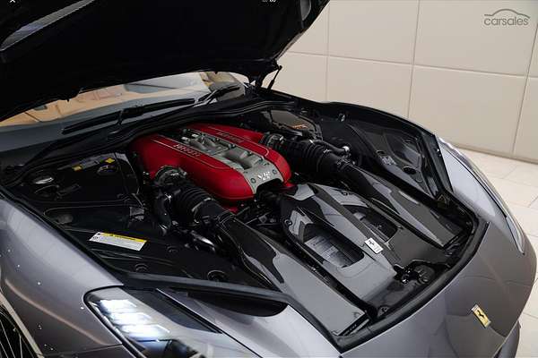 2021 Ferrari 812 GTS F152M