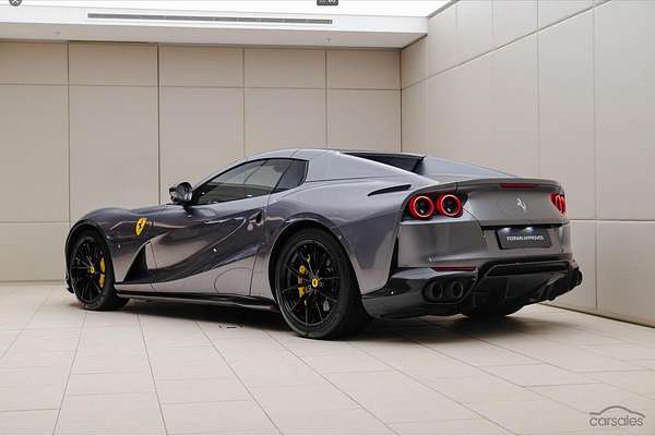 2021 Ferrari 812 GTS F152M