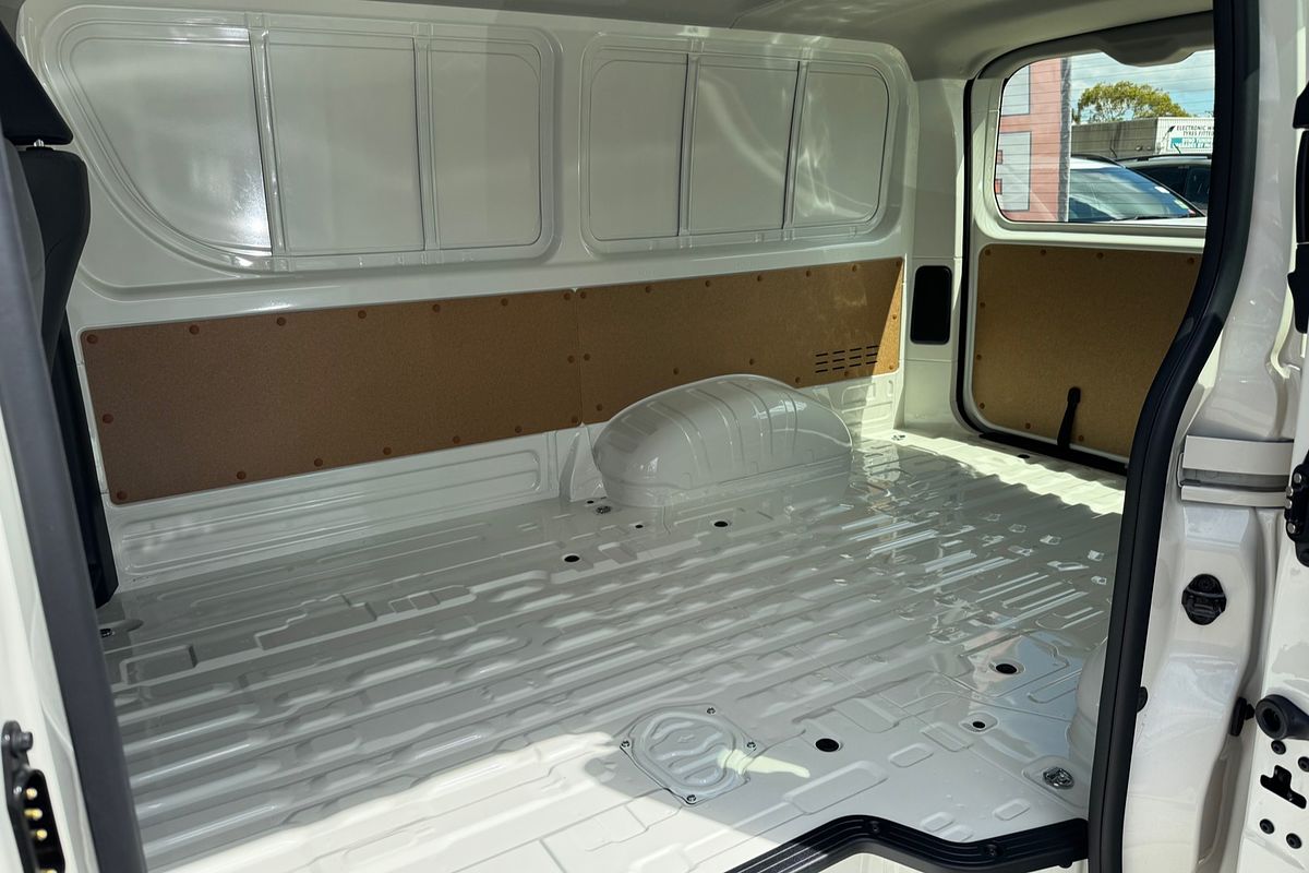 2024 Toyota Hiace GDH300R LWB