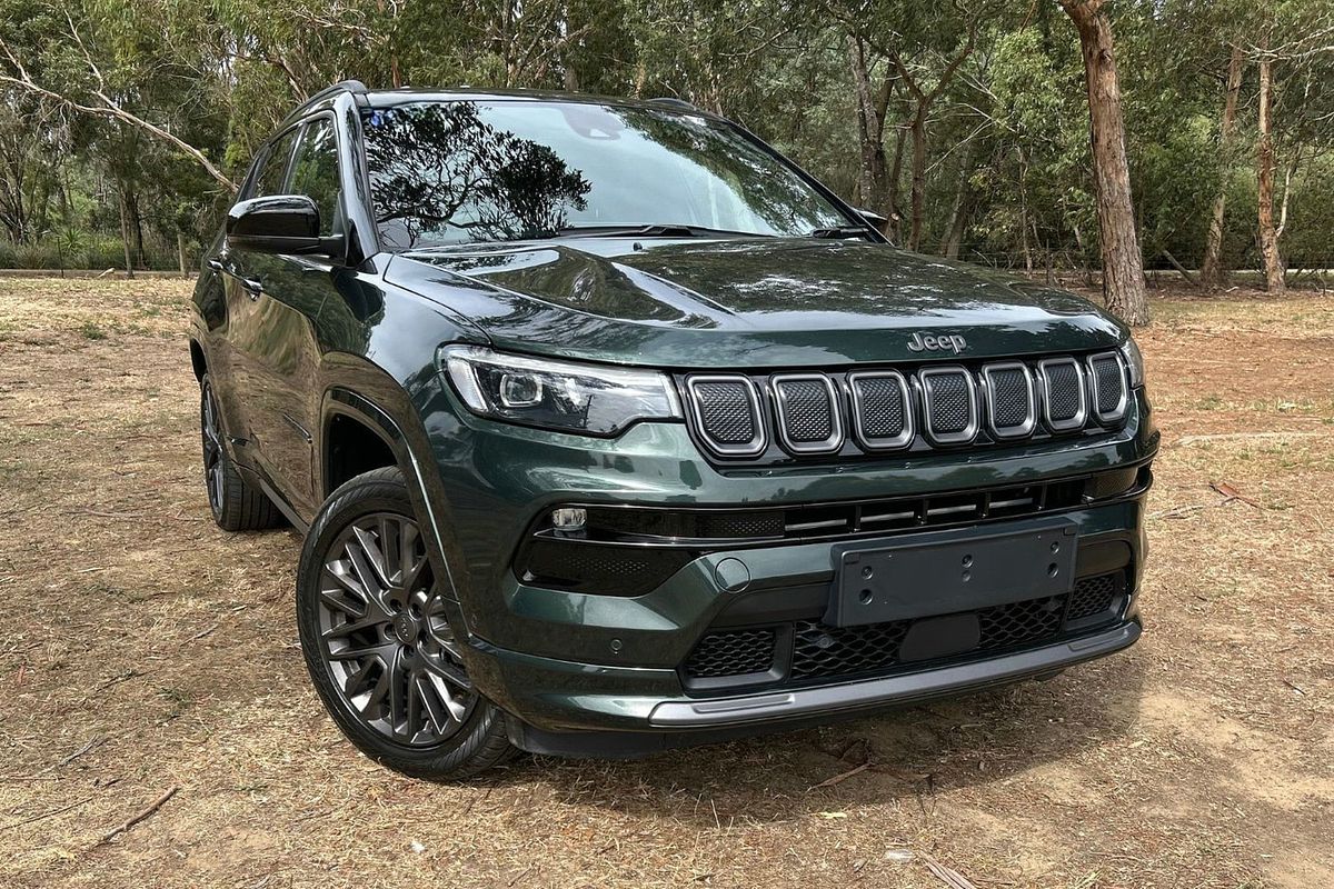 2022 Jeep Compass S-Limited M6