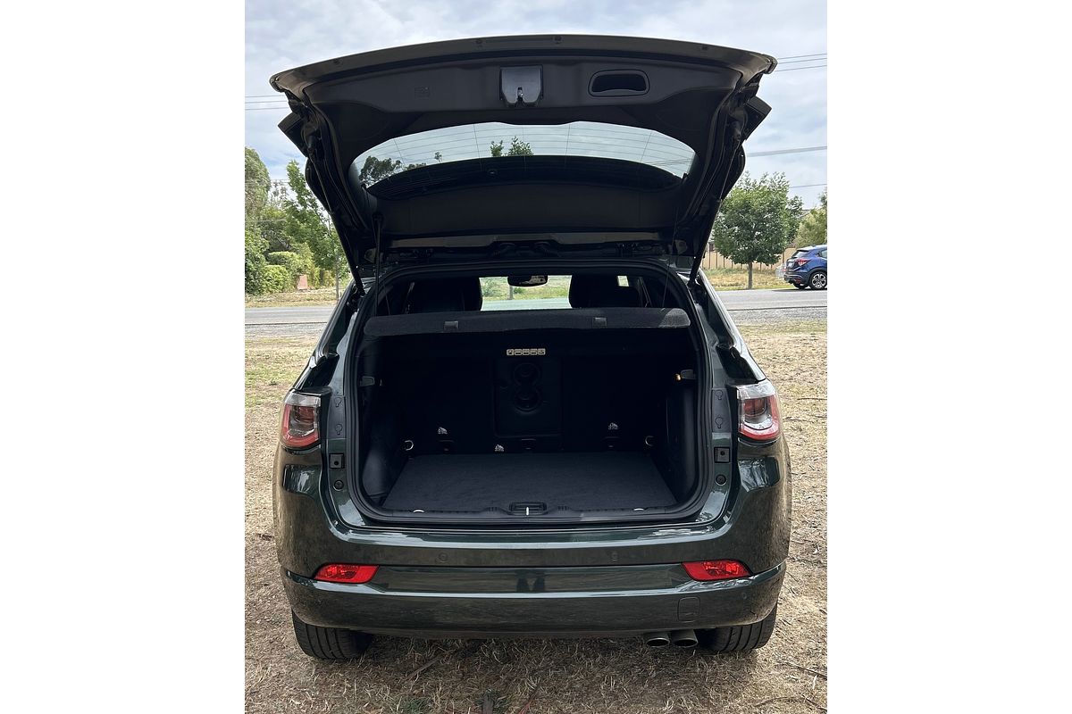 2022 Jeep Compass S-Limited M6