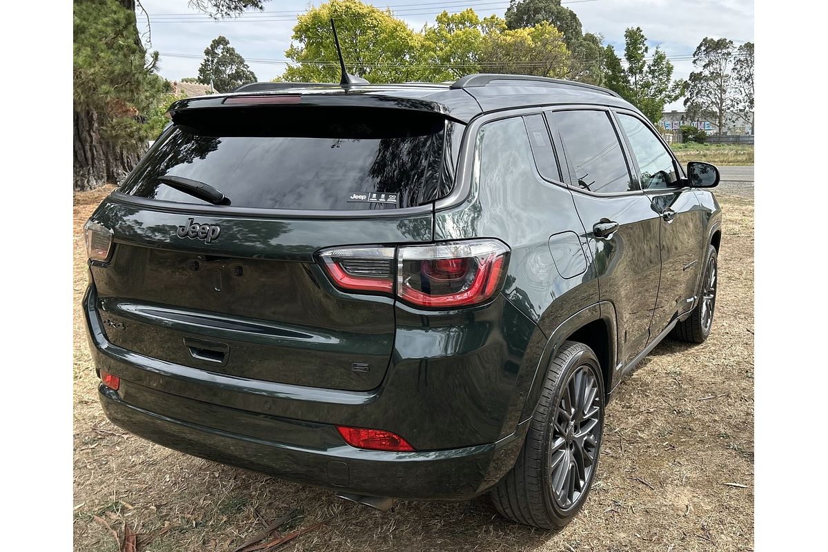 2022 Jeep Compass S-Limited M6