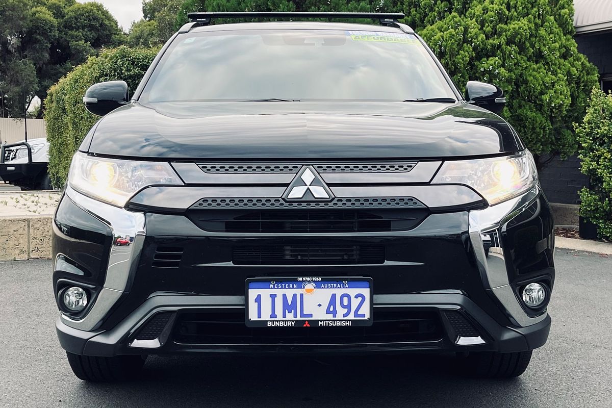 2021 Mitsubishi Outlander Black Edition ZL