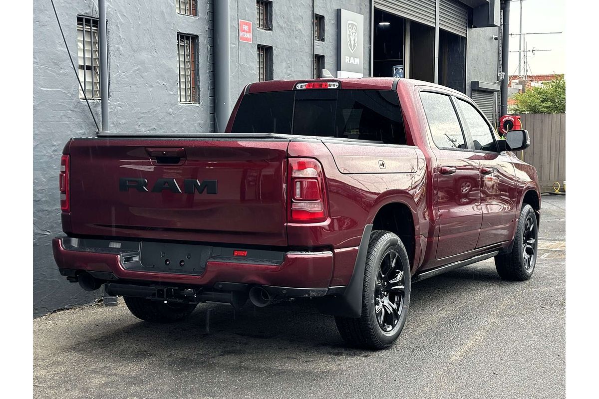 2024 RAM 1500 Laramie Sport RamBox DT 4X4 SWB