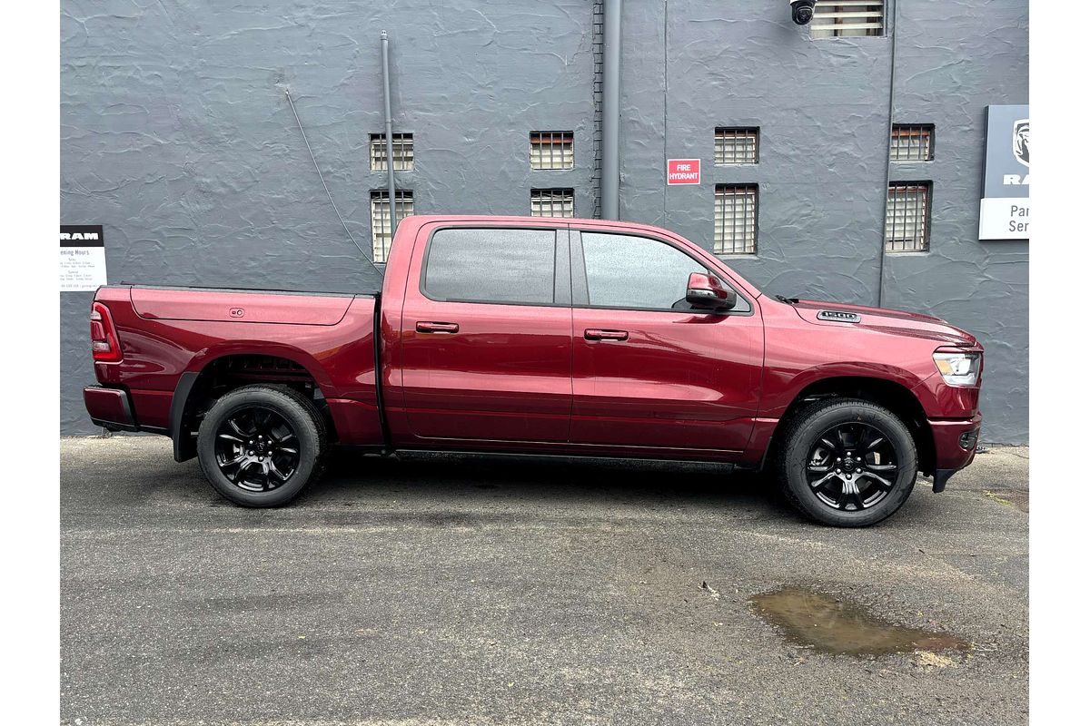 2024 RAM 1500 Laramie Sport RamBox DT 4X4 SWB