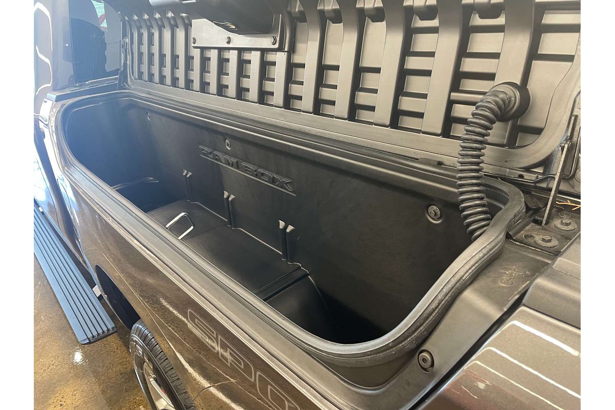 2024 RAM 1500 Laramie Sport RamBox DT 4X4 SWB