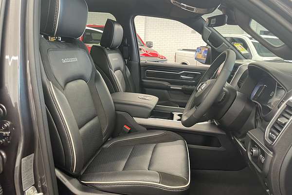 2024 RAM 1500 Laramie Sport RamBox DT 4X4 SWB
