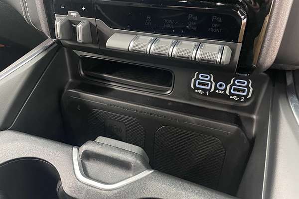 2024 RAM 1500 Laramie Sport RamBox DT 4X4 SWB