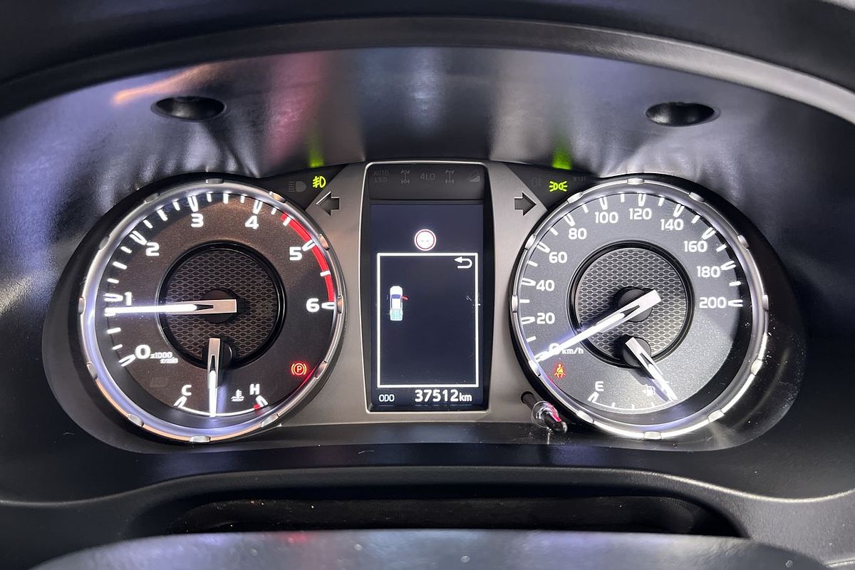 2021 Toyota Hilux SR5 GUN126R 4X4