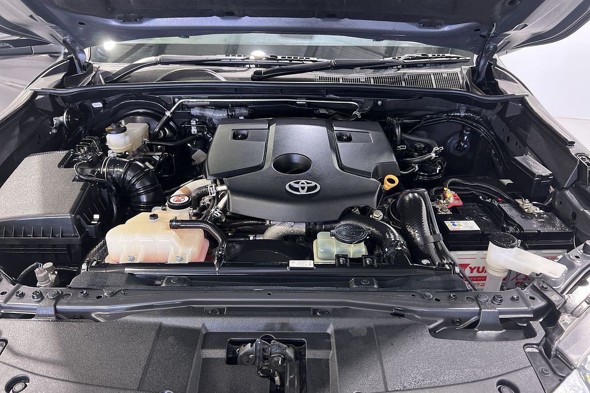 2021 Toyota Hilux SR5 GUN126R 4X4