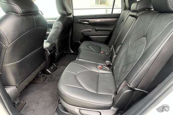 2024 Toyota Kluger Grande AXUH78R