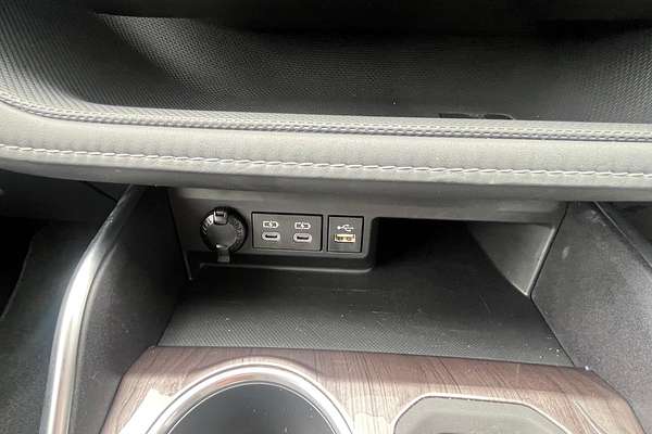 2024 Toyota Kluger Grande AXUH78R