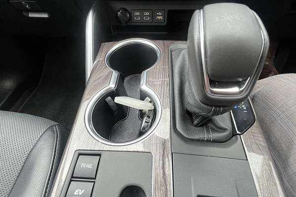 2024 Toyota Kluger Grande AXUH78R