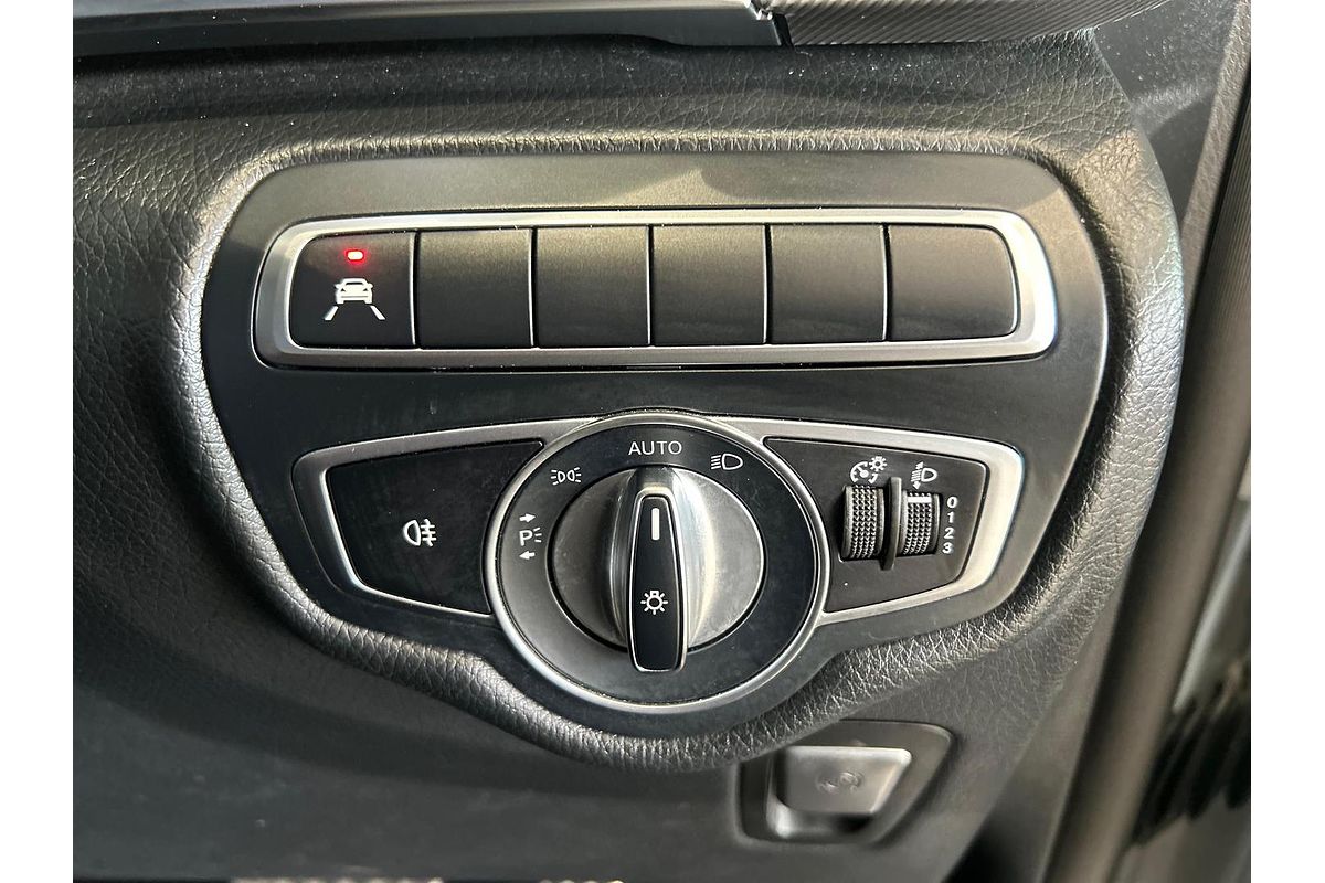 2020 Mercedes-Benz V-Class V220 d 447