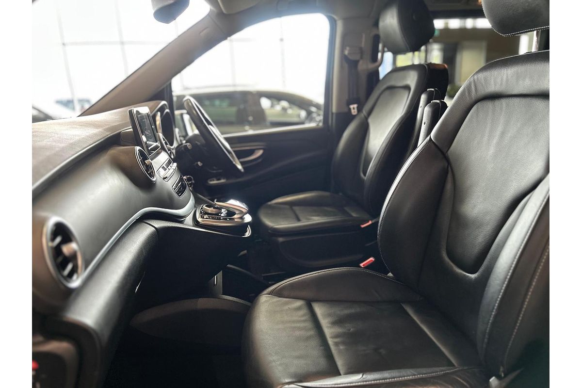 2020 Mercedes-Benz V-Class V220 d 447