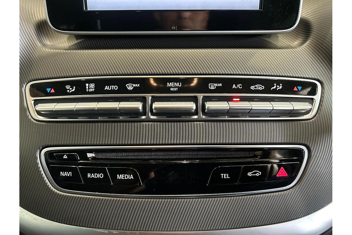 2020 Mercedes-Benz V-Class V220 d 447