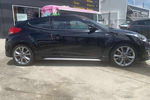 2015 Hyundai Veloster SR Turbo FS4 Series II