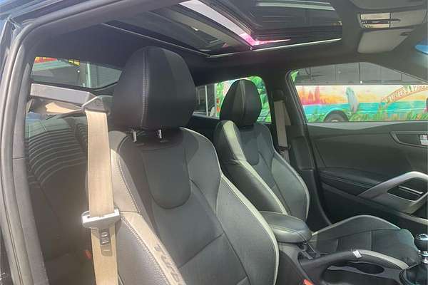 2015 Hyundai Veloster SR Turbo FS4 Series II