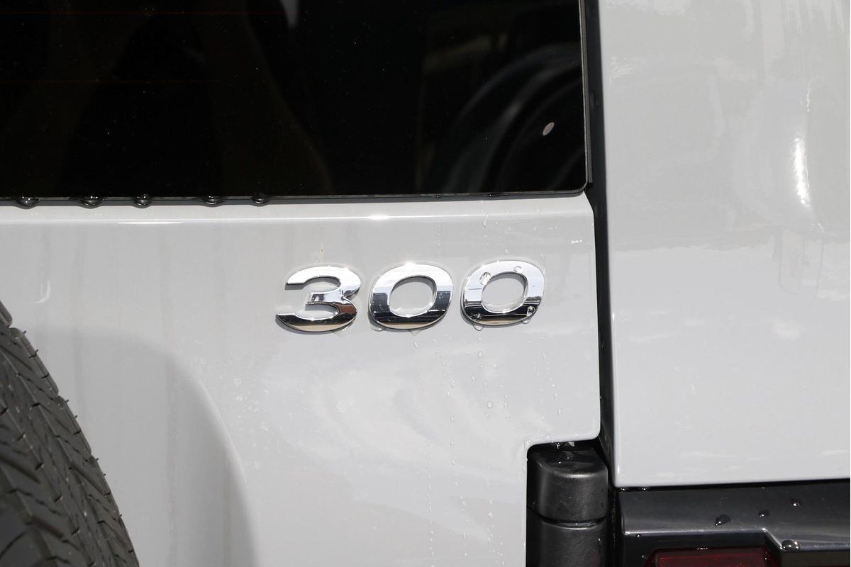 2024 GWM Tank 300 Ultra Hybrid P01
