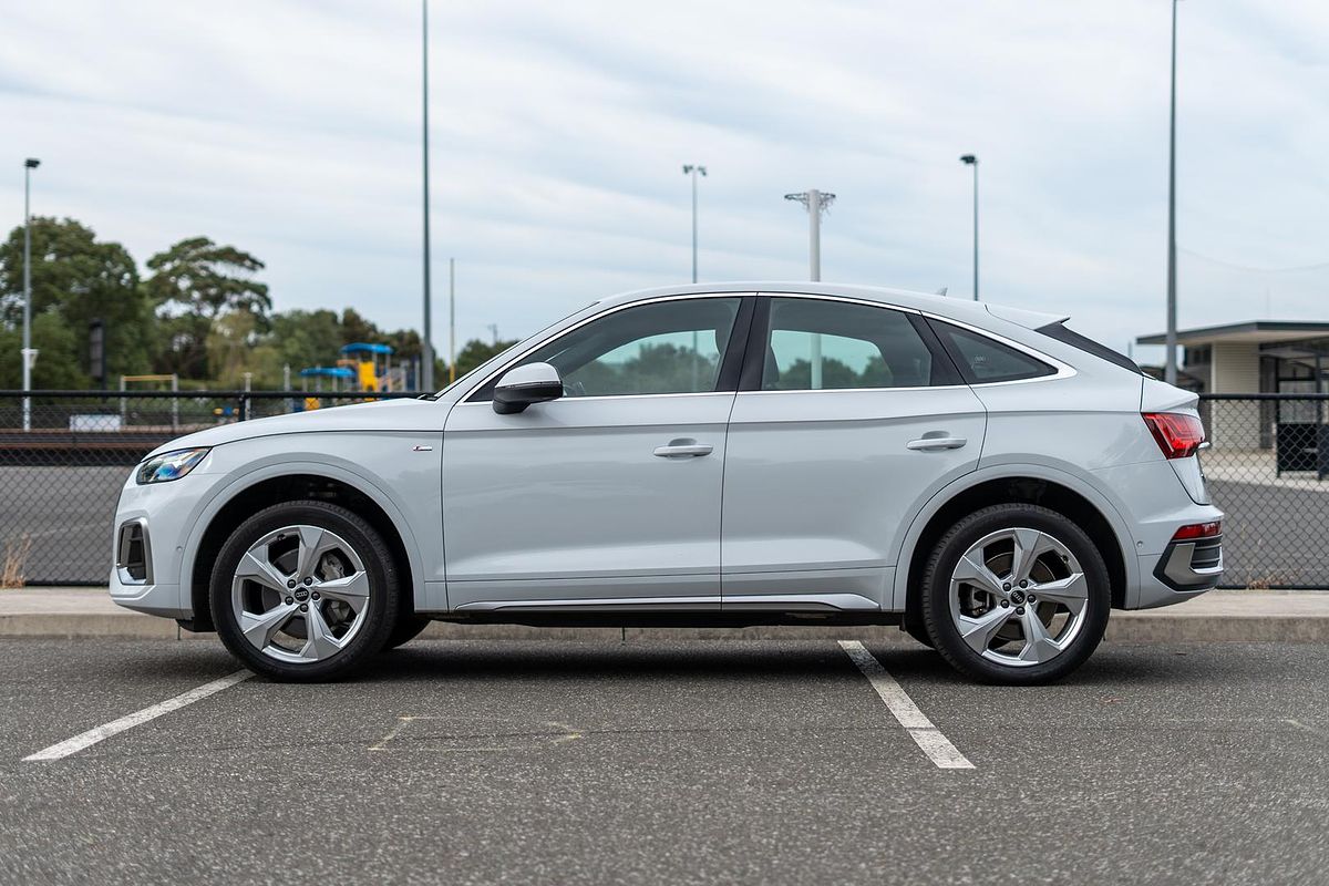 2023 Audi Q5 40 TDI S line FY