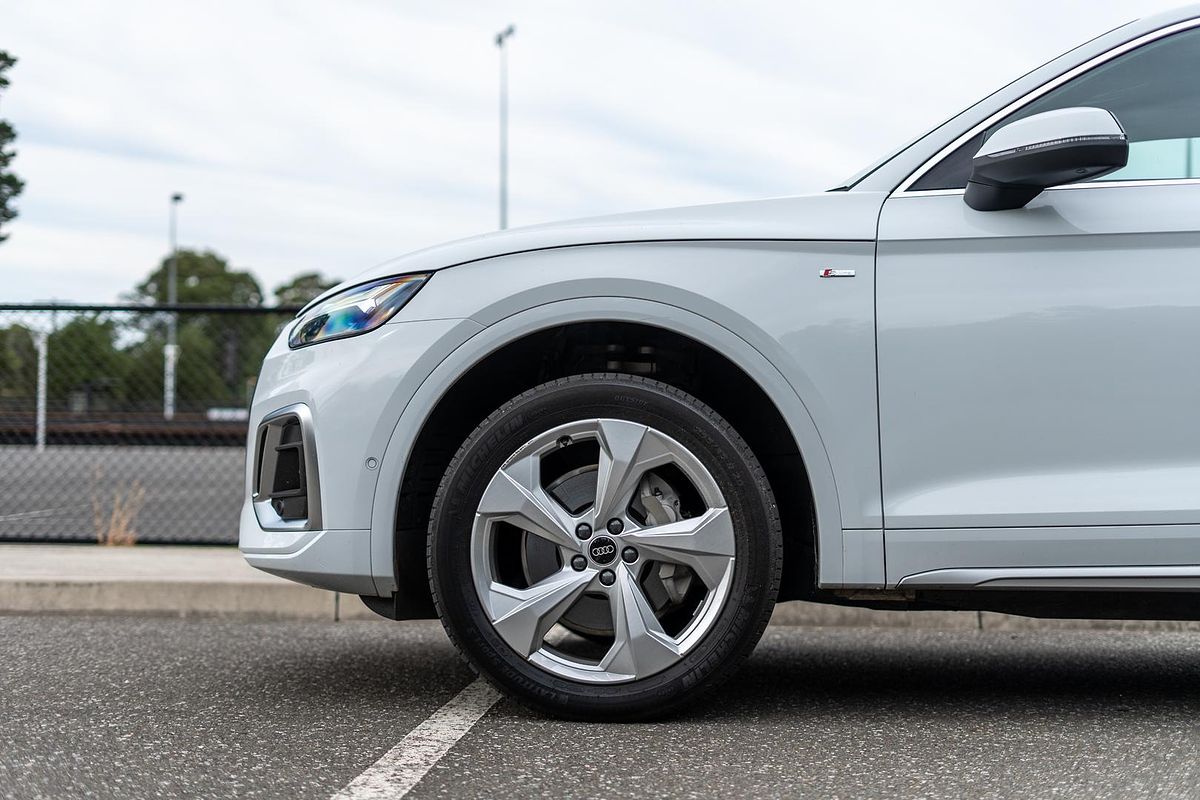2023 Audi Q5 40 TDI S line FY