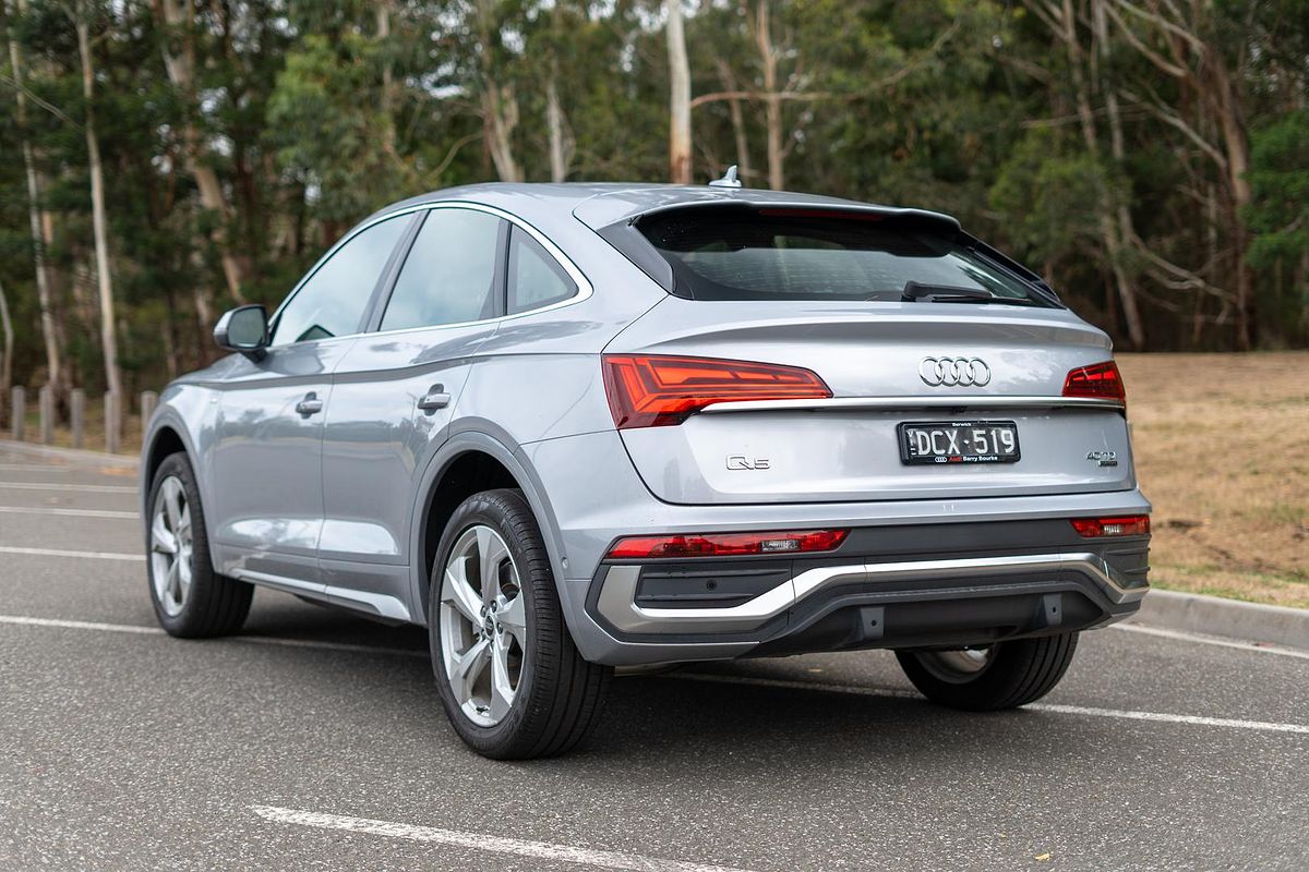 2023 Audi Q5 40 TDI S line FY