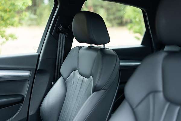 2023 Audi Q5 40 TDI S line FY