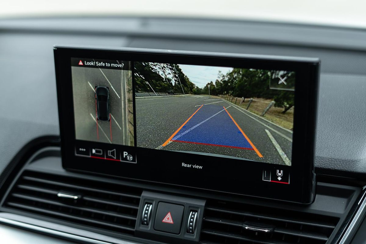 2023 Audi Q5 40 TDI S line FY
