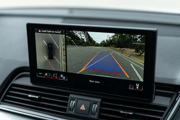 2023 Audi Q5 40 TDI S line FY