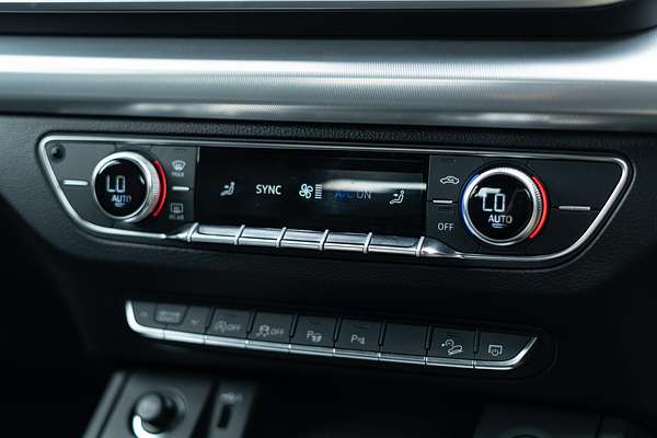 2023 Audi Q5 40 TDI S line FY