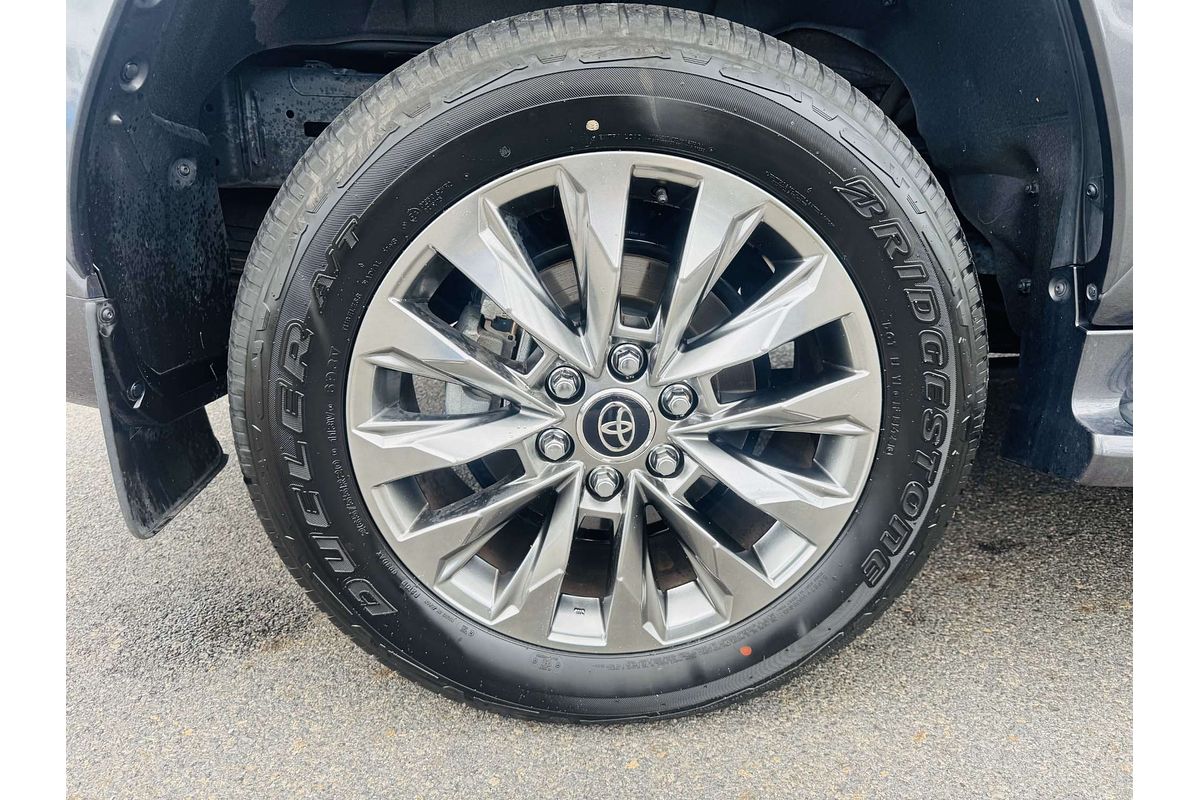 2023 Toyota Landcruiser Sahara ZX FJA300R