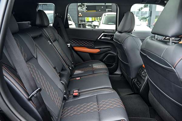 2024 Mitsubishi Outlander Exceed Tourer ZM