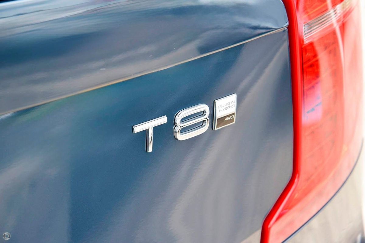 2024 Volvo XC90 Ultra T8 Plug-In Hybrid