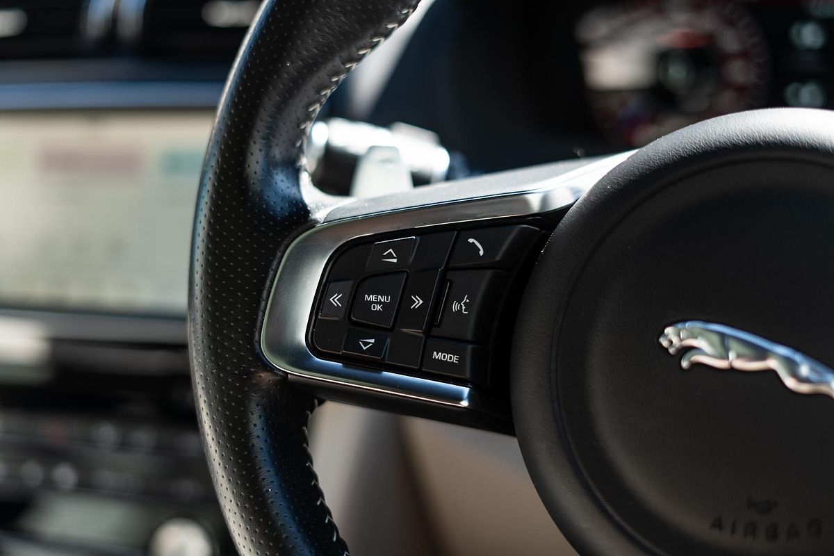 2019 Jaguar F-PACE SVR X761