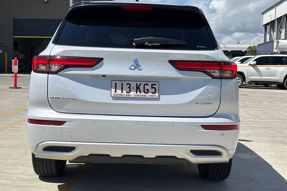 2024 Mitsubishi Outlander Exceed Tourer ZM