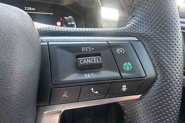 2024 Mitsubishi Outlander Exceed Tourer ZM
