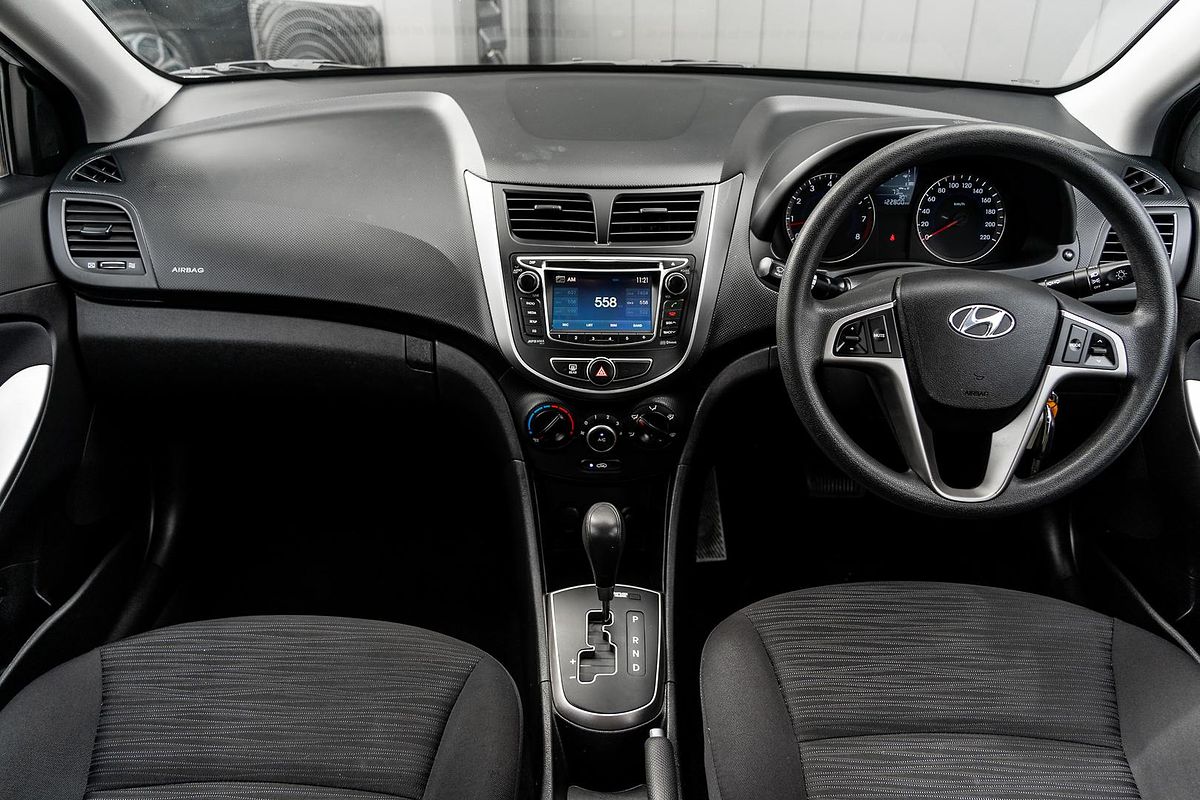 2014 Hyundai Accent Active RB2