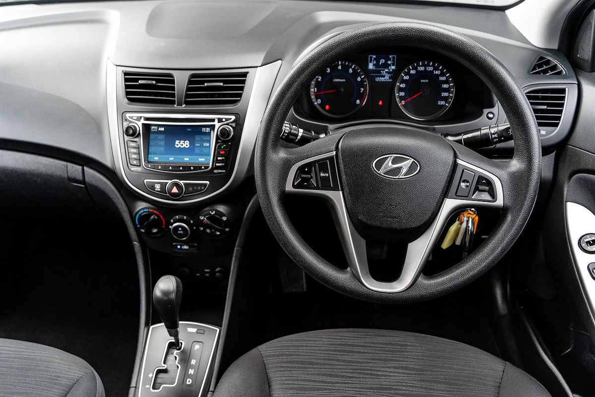2014 Hyundai Accent Active RB2